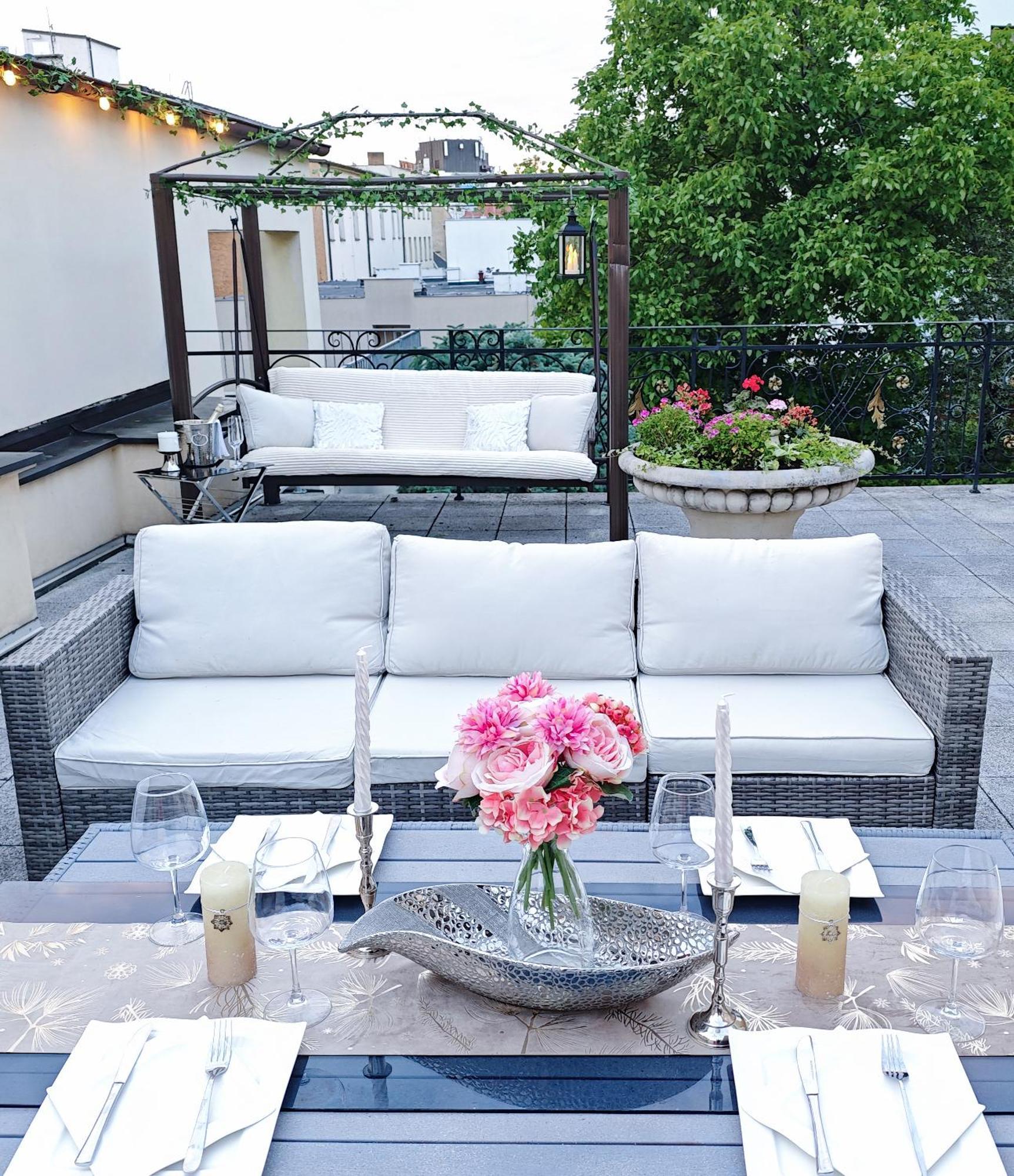 Villa Unique Location With Hot-tub, Terrace And Garden Prag