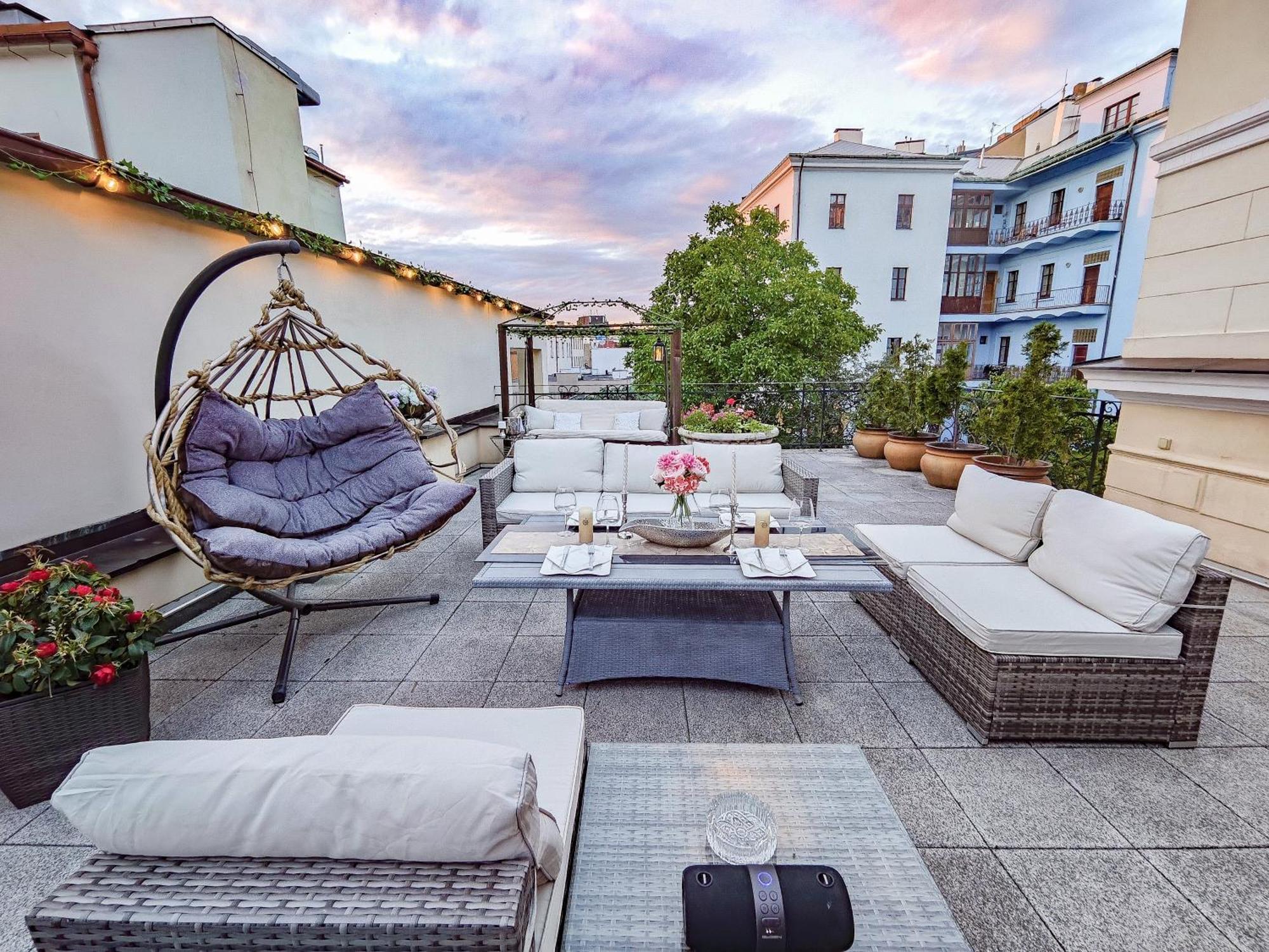 Unique Location With Hot-tub, Terrace And Garden Vila Praha