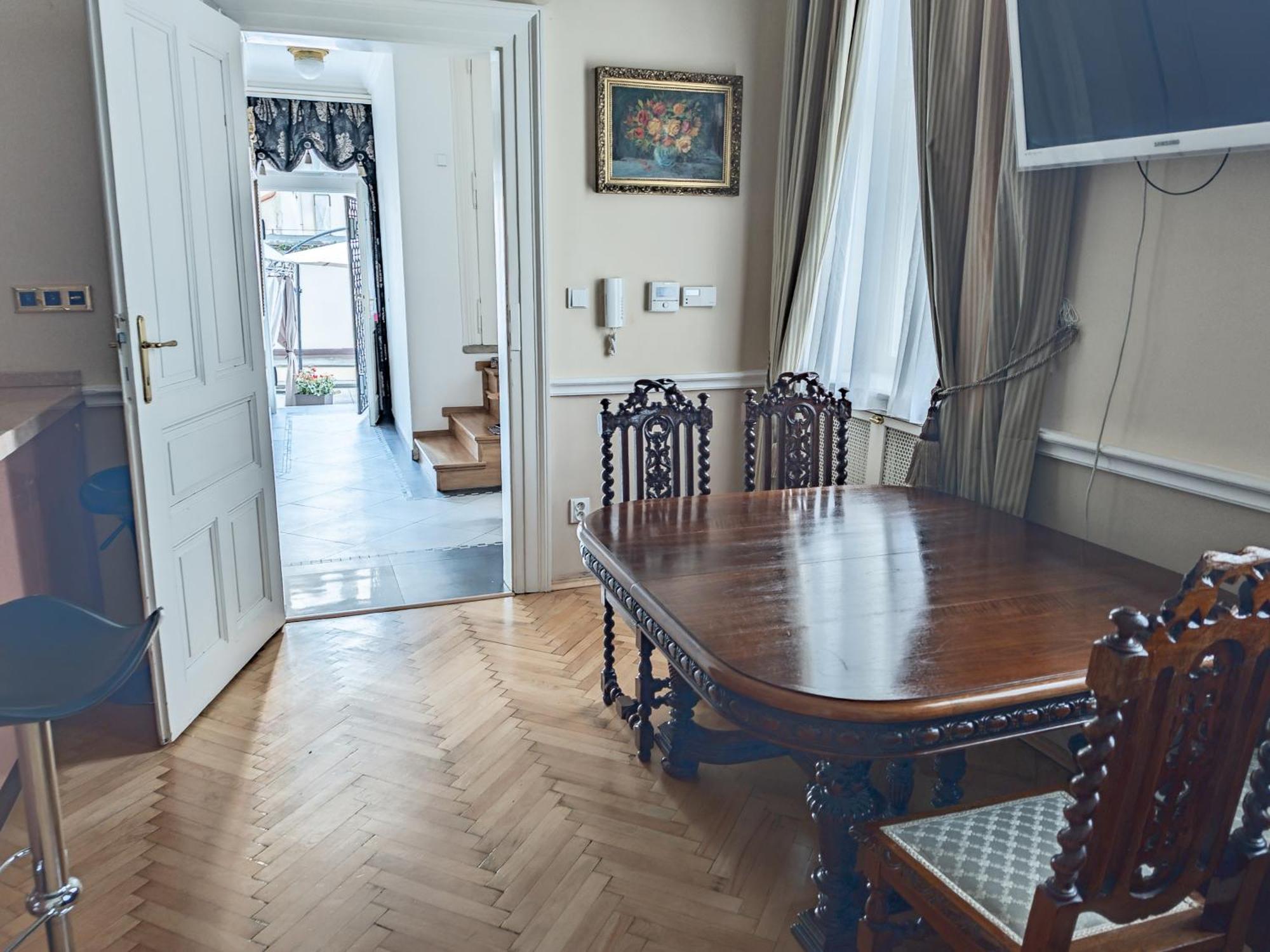 Unique Location With Hot-tub, Terrace And Garden Vila Praha