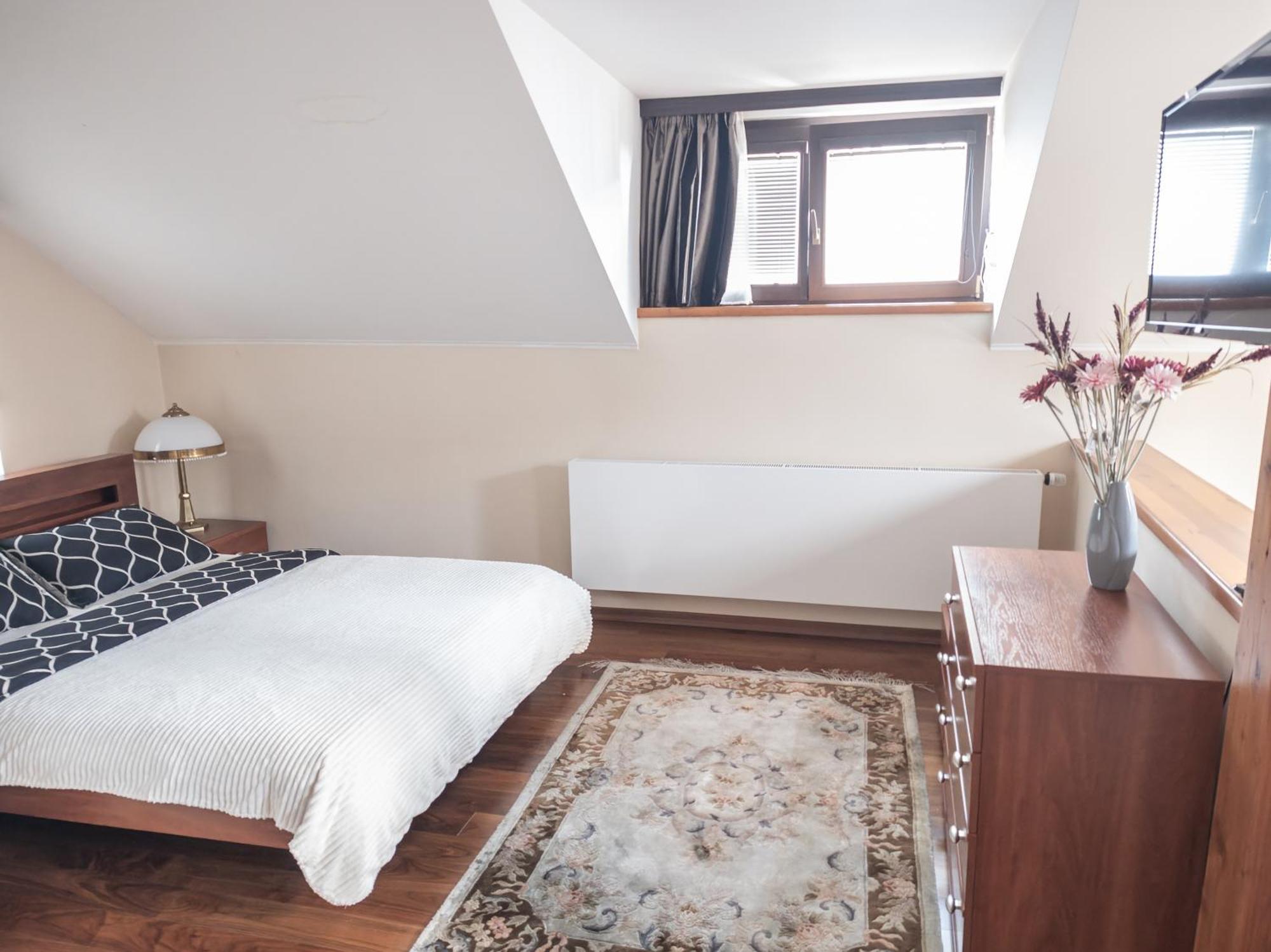 Vila Unique Location With Hot-tub, Terrace And Garden Praha